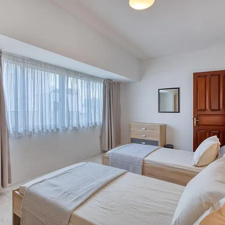 Seafront 2br 2ba - Yacht Marina&valletta Views Appartamento